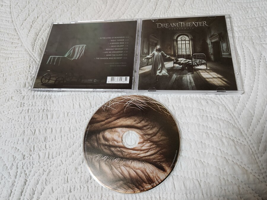 드림 씨어터 신보 16집 PARASOMNIA_1.jpg