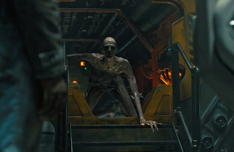 에일리언) 프리퀄 시리즈로 생긴 소소한 이점 하나_11.jpg