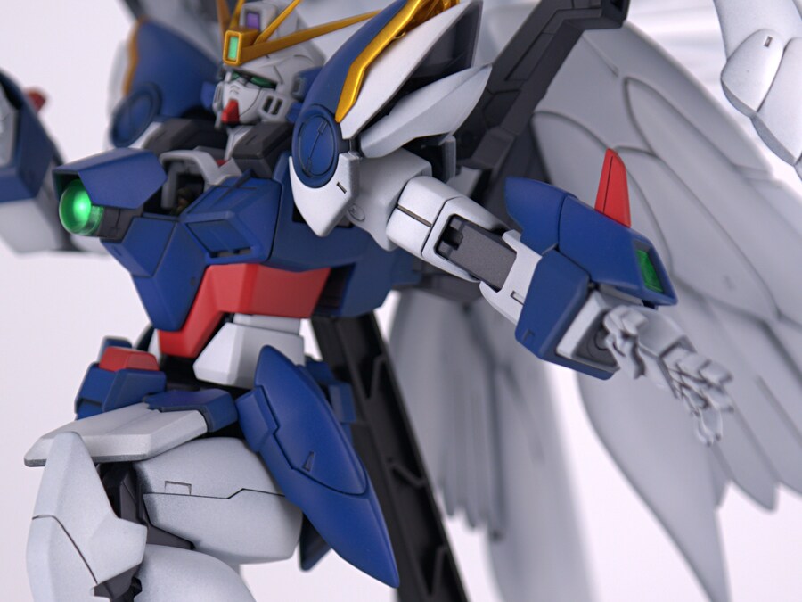 반다이 MG XXXG-00W0 'W Gundam Zero ' 도색 完 + 작업기_67.jpg