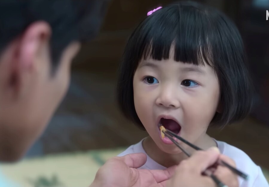 폭싹속았수다) "못하겠으면 빠꾸해, 뒤에 아빠가 있으니까"_16.jpg