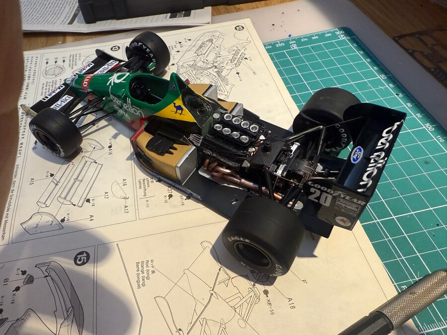 [TAMIYA] 1/20 Benetton Ford B188_9.jpg