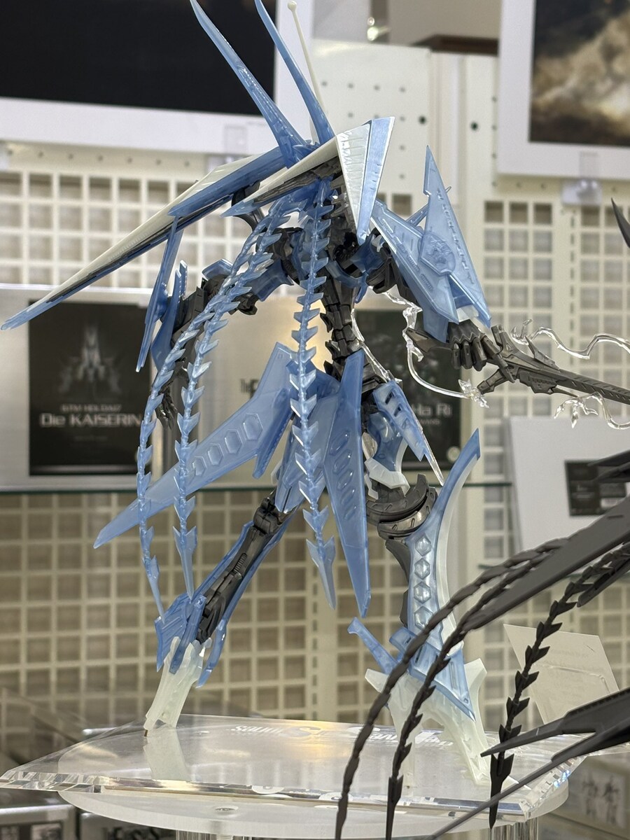 [보크스] FSS 고딕메이드 VSMS 2탄 파열의 인형 조립, 도색 샘플 이미지_3.jpg