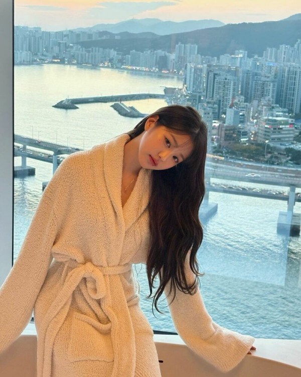 장원영 남친 시점 짤이라는 짤_2.jpg