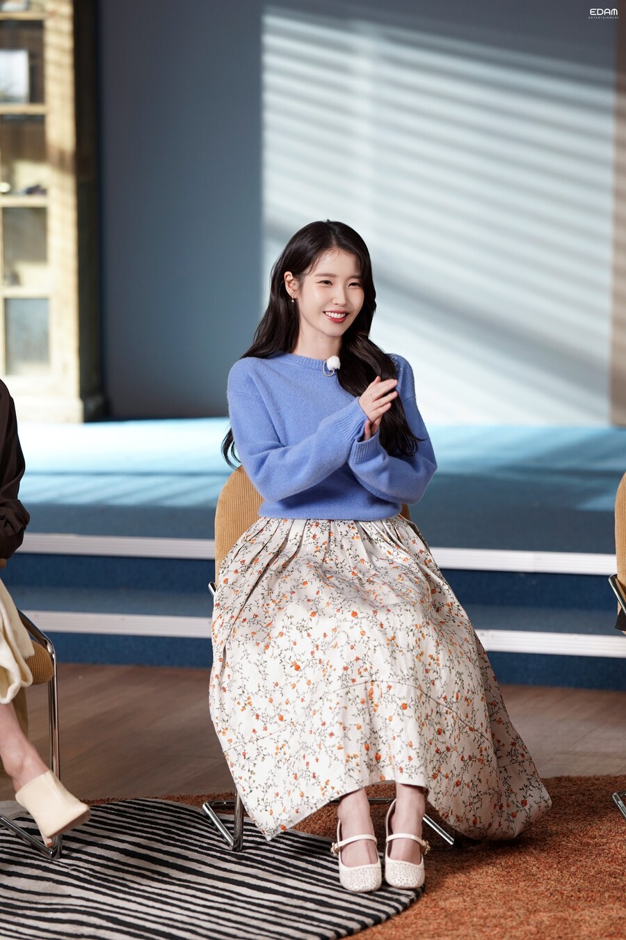 [EDAM] Whoever, Whenever, Wherever 아이유를 사랑하자_32.jpg