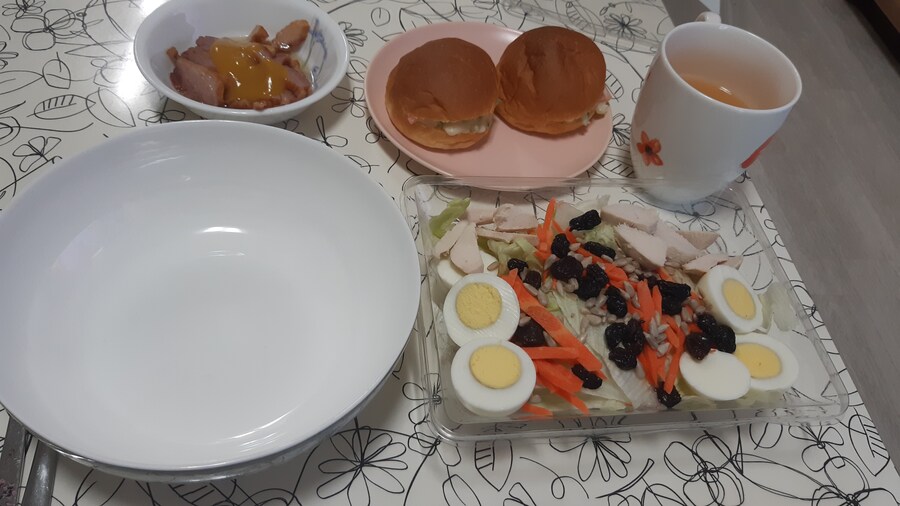 사라다빵 (4월 8일)_1.jpg