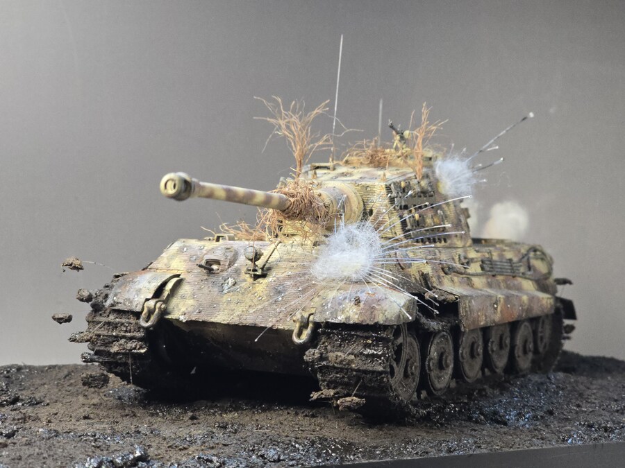 진격의 킹타이거_14.jpg