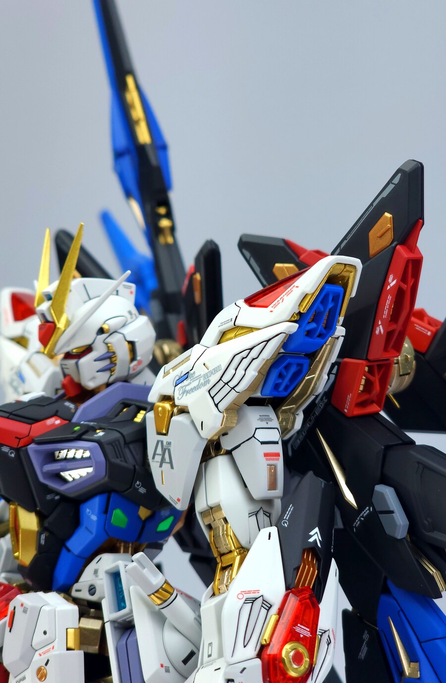 MGEX 스트라이크 프리덤 건담 완성_27.jpg