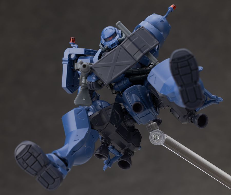 HG 1/144 군경 자쿠 해외 리뷰_53.jpg