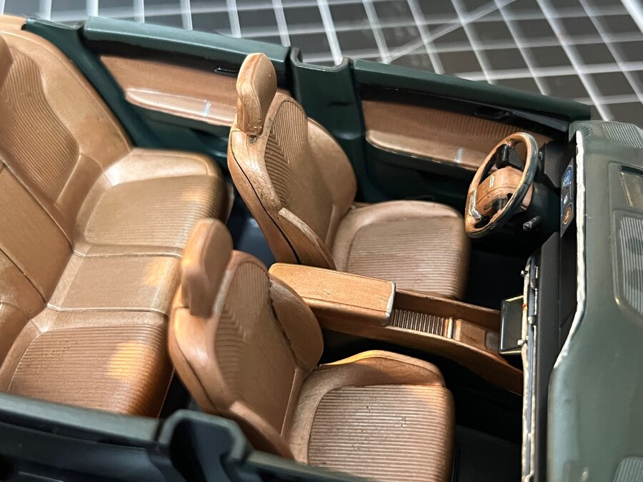 [아카데미] 그랜저 GN7 1/24 녹턴 그레이 캘리그라피_4.jpg