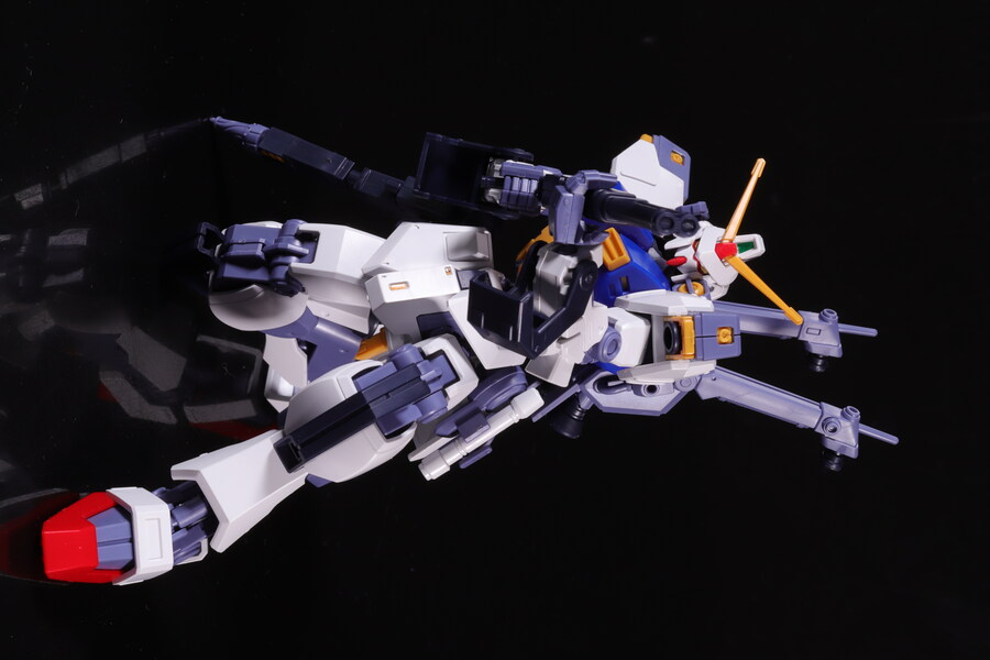 HG] D 건담 퍼스트_19.jpg