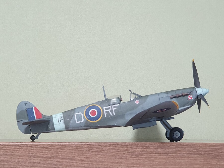 스핏파이어 Vb 1/33_5.jpg