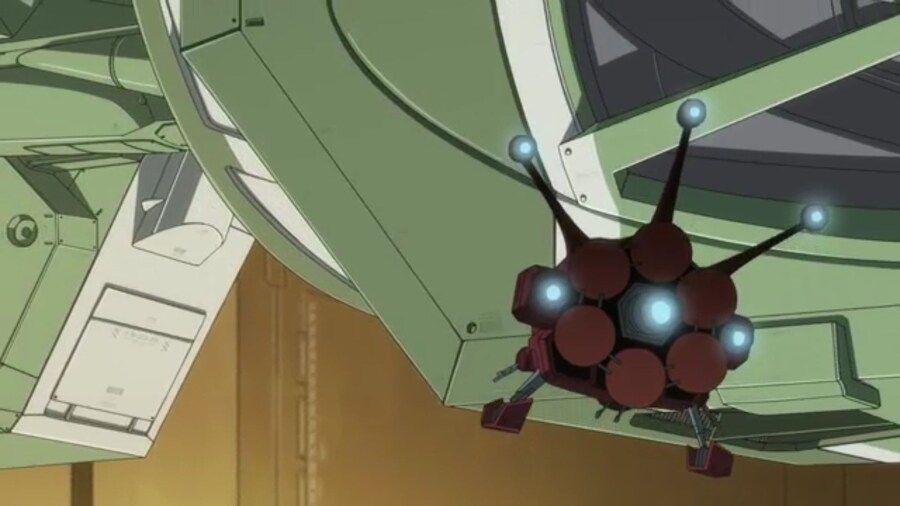 [기동전사 건담 GQuuuuuux]2화 목성에서 돌아온 남자와 붉은혜성의 만남_14.jpg