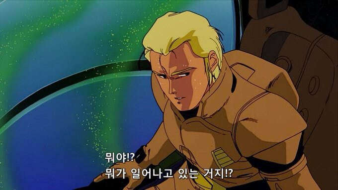 역습의 샤아 국내개봉 확정_3.jpg