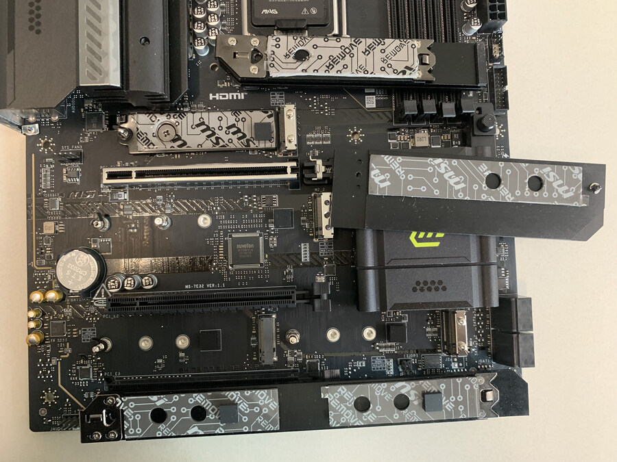 MSI MAG Z890 토마호크 WIFI 메인보드 인텔 225F 사용기_10.jpg