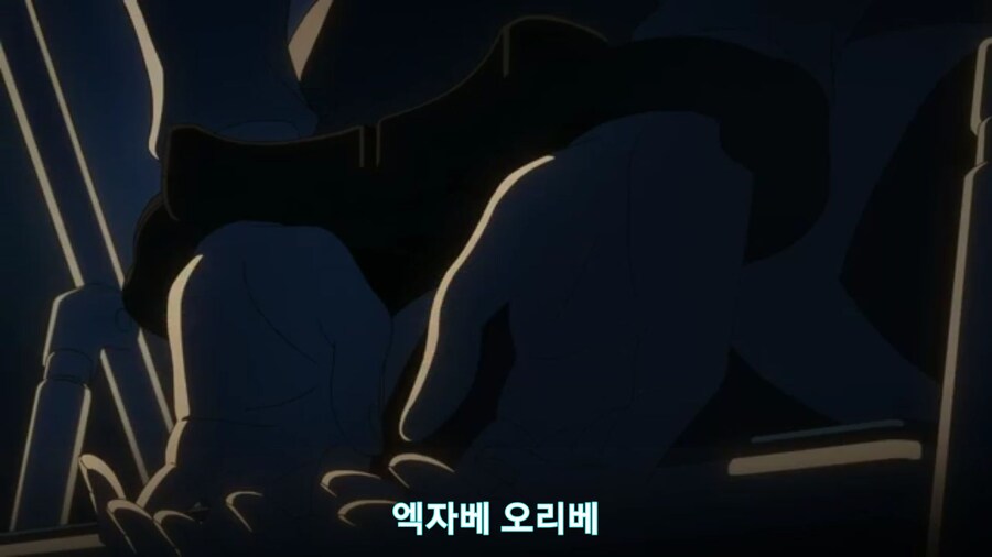 스압[기동전사 건담 GQuuuuuux]3화 비밀이 있는 두 건담 그리고 클랜 배틀_4.jpg