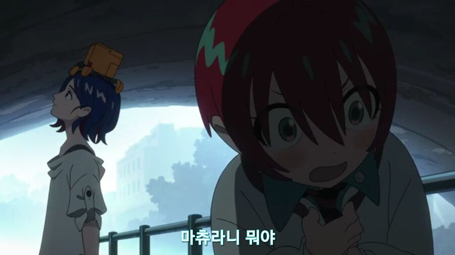 스압[기동전사 건담 GQuuuuuux]3화 비밀이 있는 두 건담 그리고 클랜 배틀_186.jpg