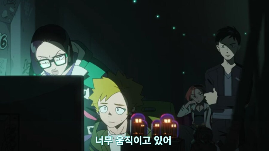 스압[기동전사 건담 GQuuuuuux]3화 비밀이 있는 두 건담 그리고 클랜 배틀_392.jpg