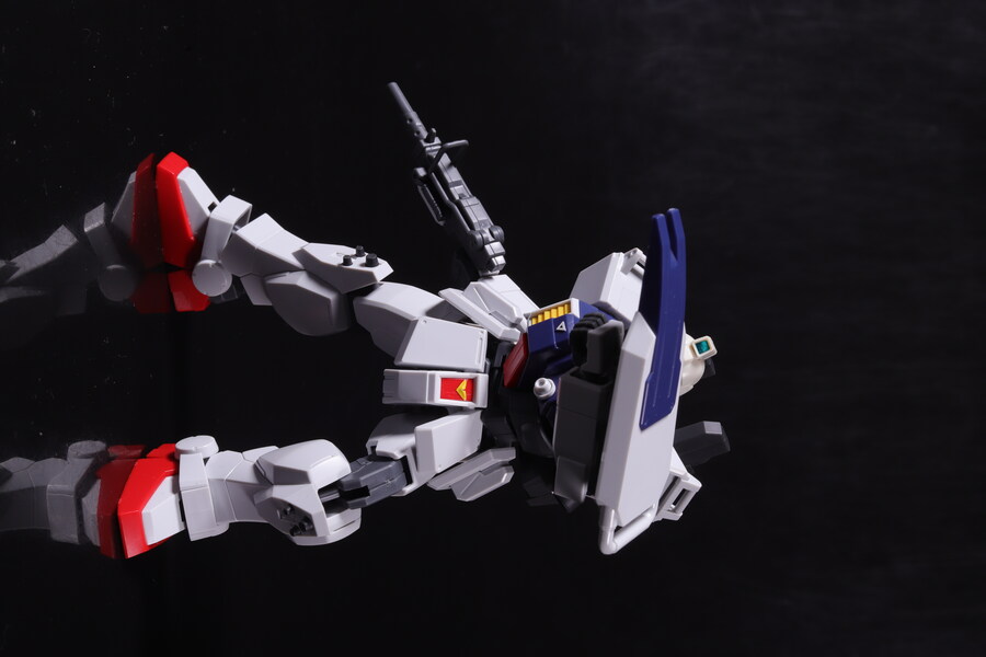 HG] 육전형 건담 (패러슈트 팩)_34.jpg