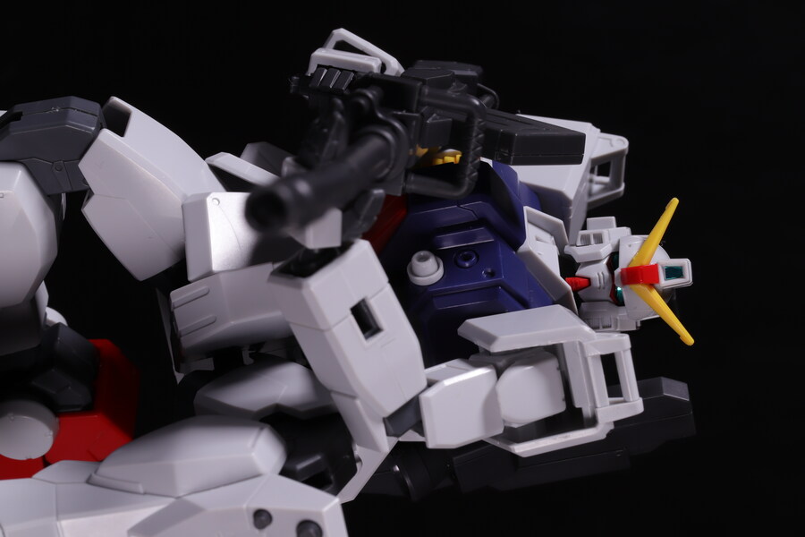 HG] 육전형 건담 (패러슈트 팩)_52.jpg