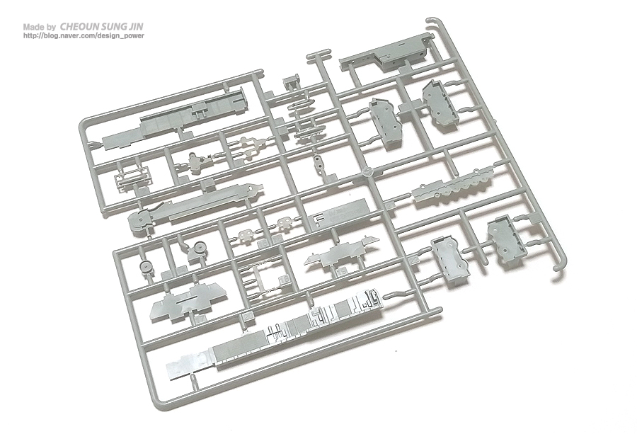 USS CV-6 Enterprise 아카데미 프라모델 모형_3.jpg