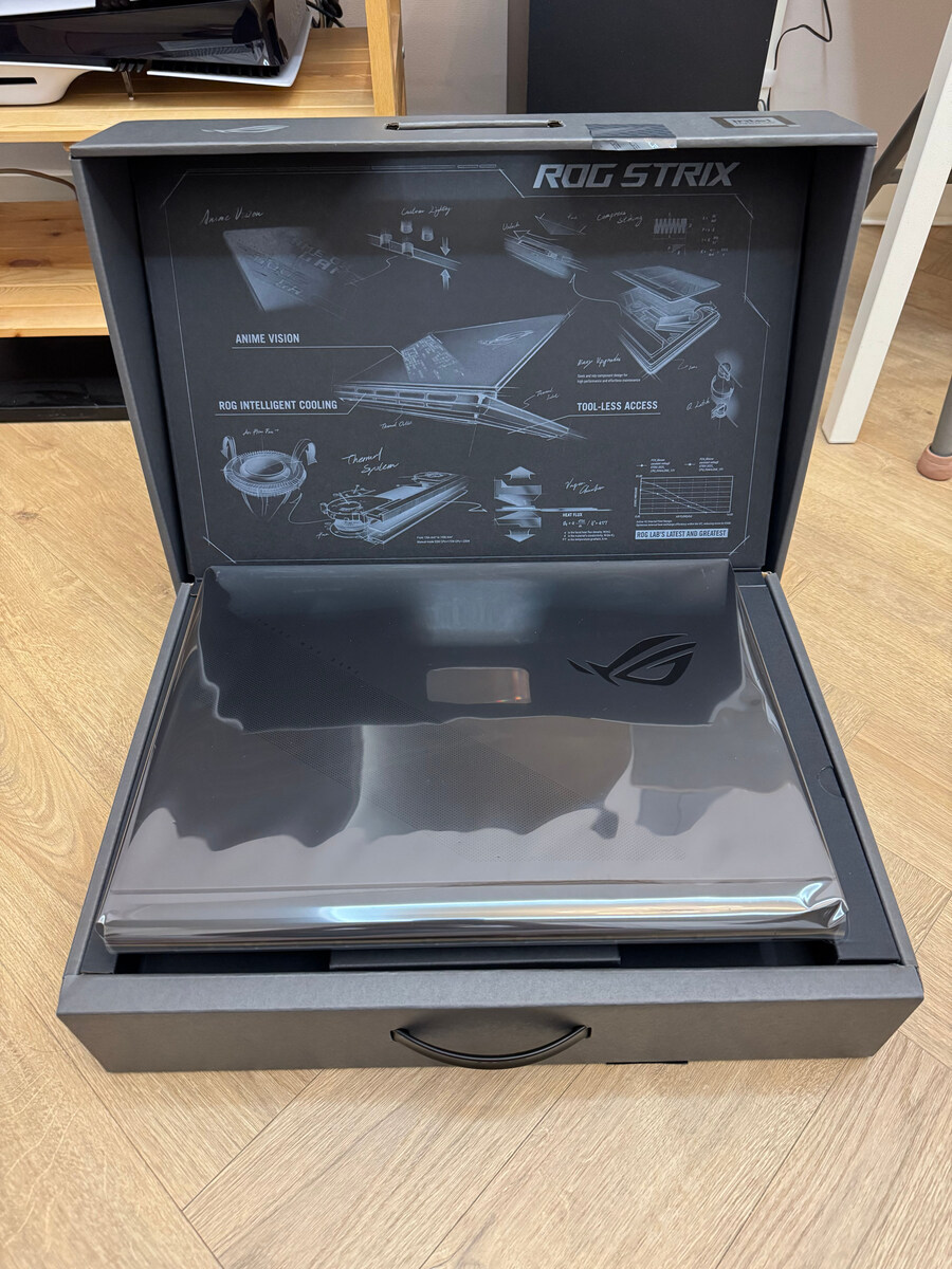 5090 겜트북 사용기 ASUS ROG STRIX SCAR 18 (2025년형)_3.jpg