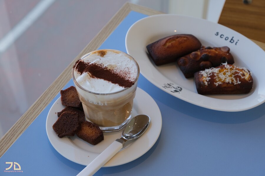 미러리스 vs 폰카_1.jpg