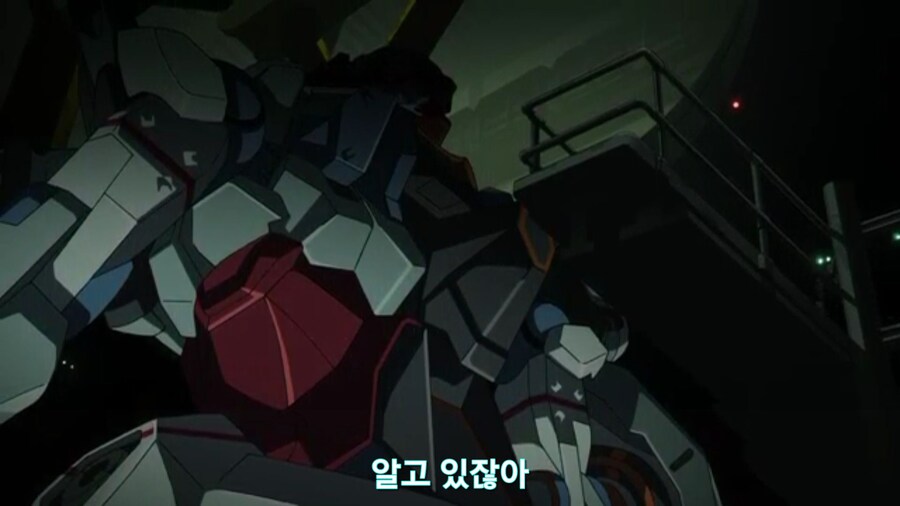 스압[기동전사 건담 GQuuuuuux]5화 키랏키랏을 알게된 냐안_322.jpg