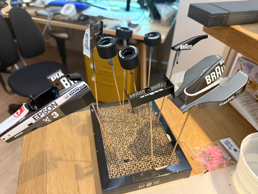 [TAMIYA] 1/20 Braun Tyrrell Honda 020_3.jpg