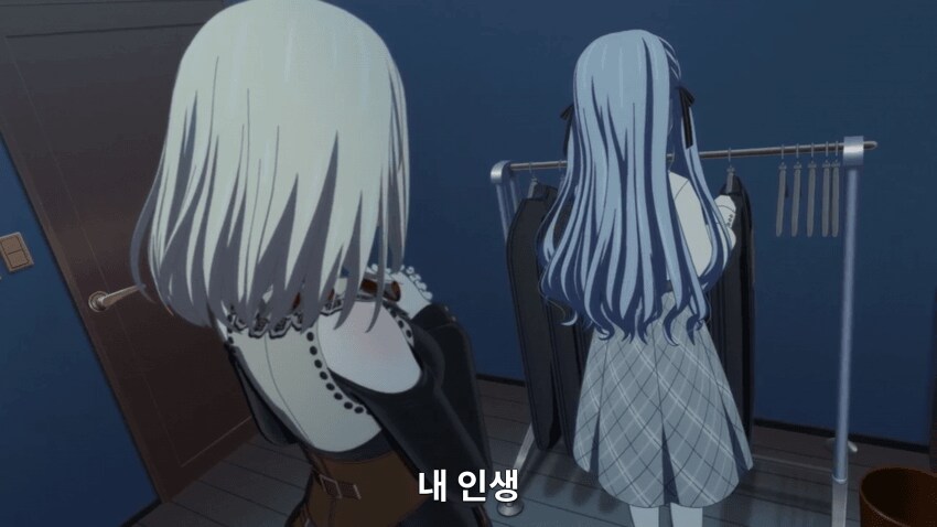 뱅드림)아베무 후반부 보법이 달랐던 크싸레_8.png