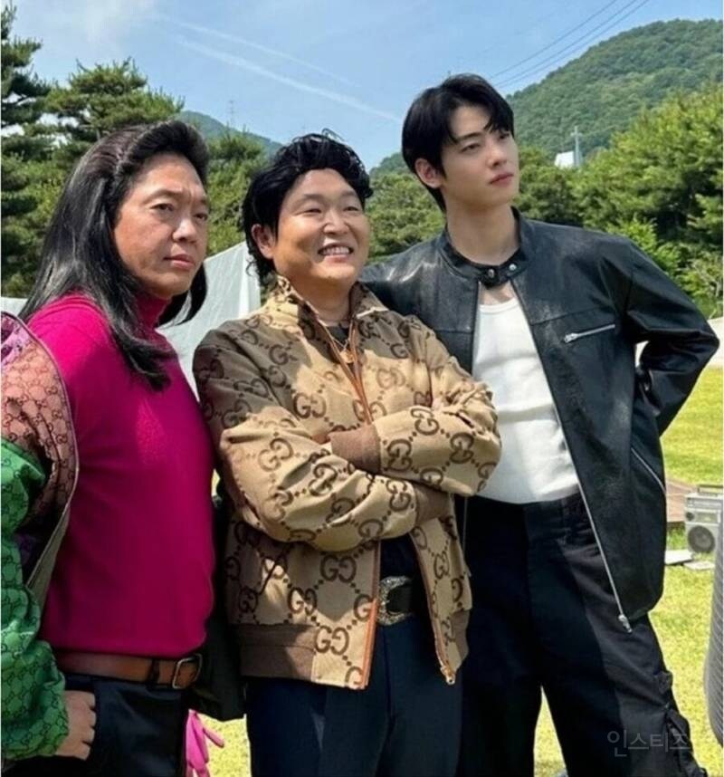 미친 존재감 올타임 레전드.jpg_1.jpg