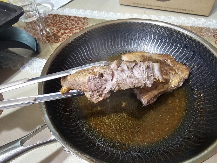 의외로 맛있는 돼지 앞다리살 구이_4.jpg