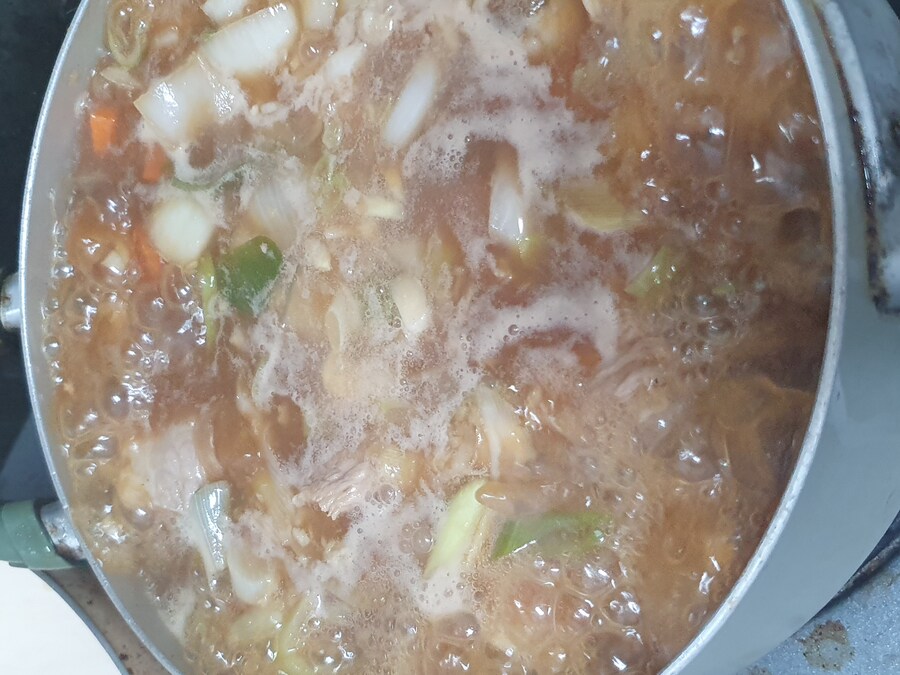 돼지갈비찜에 감자넣는다고 맨날 구박받음._2.jpg