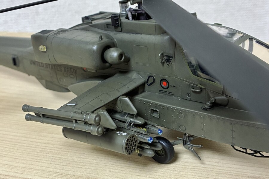 아카데미 1/48 아파치 완성_5.jpg
