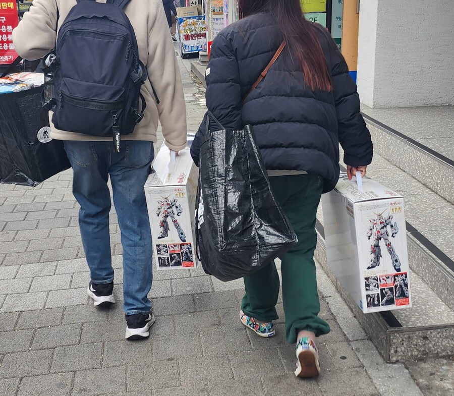 요즘도 되팔이 있냐는 지스네의 물음에 답해드림_1.jpg