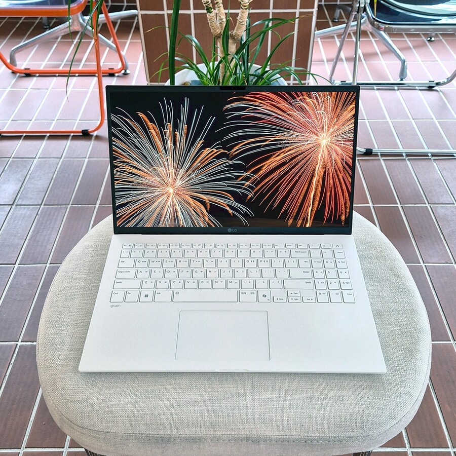 네이버] 2025년 LG그램 노트북 AI AMD 크라켄5 노트북 [124만원대]_3.jpg