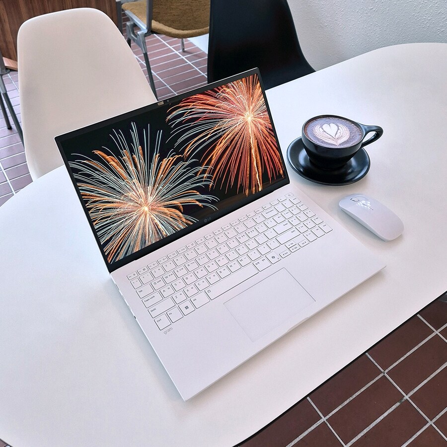 네이버] 2025년 LG그램 노트북 AI AMD 크라켄5 노트북 [124만원대]_7.jpg