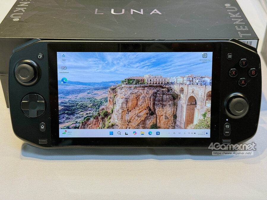일본산 UMPC TENKU LUNA 발표_1.jpg