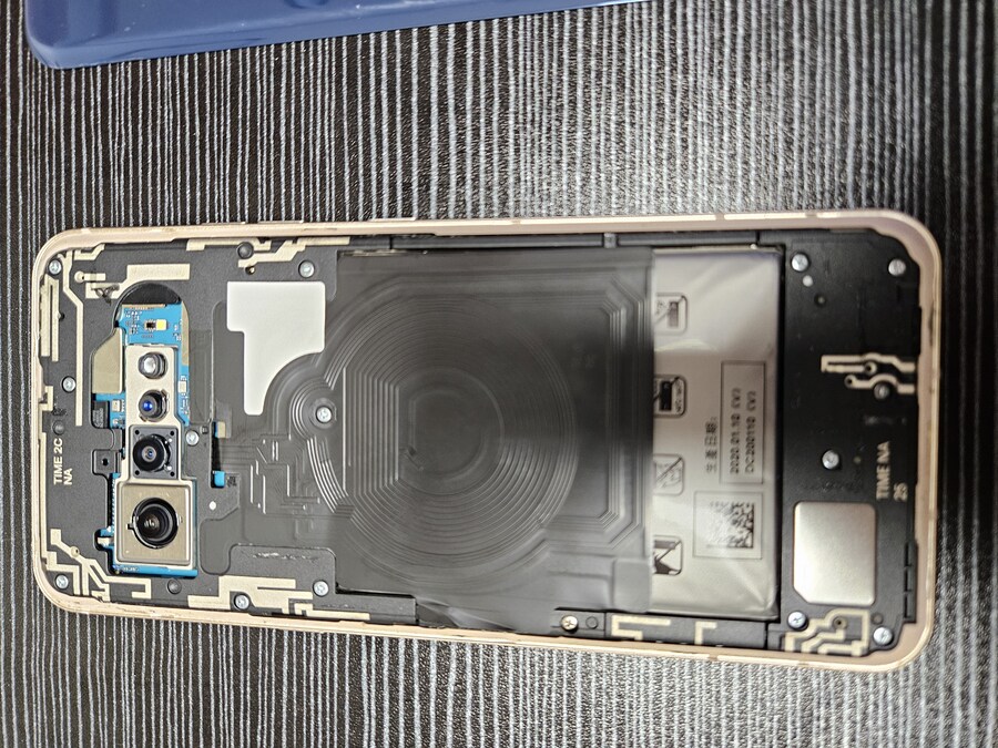 또 LG V60 베터리 셀프교환_1.jpg
