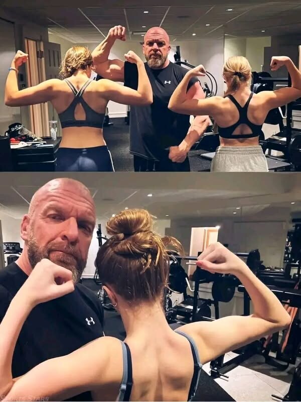 2025 WWE 명예의 전당에 등장한 트리플 H & 스테파니 맥마흔의 딸들_32.jpg