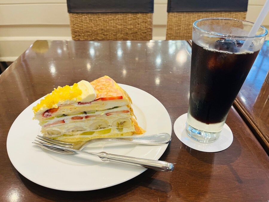 일본 고베 "허브스 밀크레이프 & 아이스커피"_7.jpg