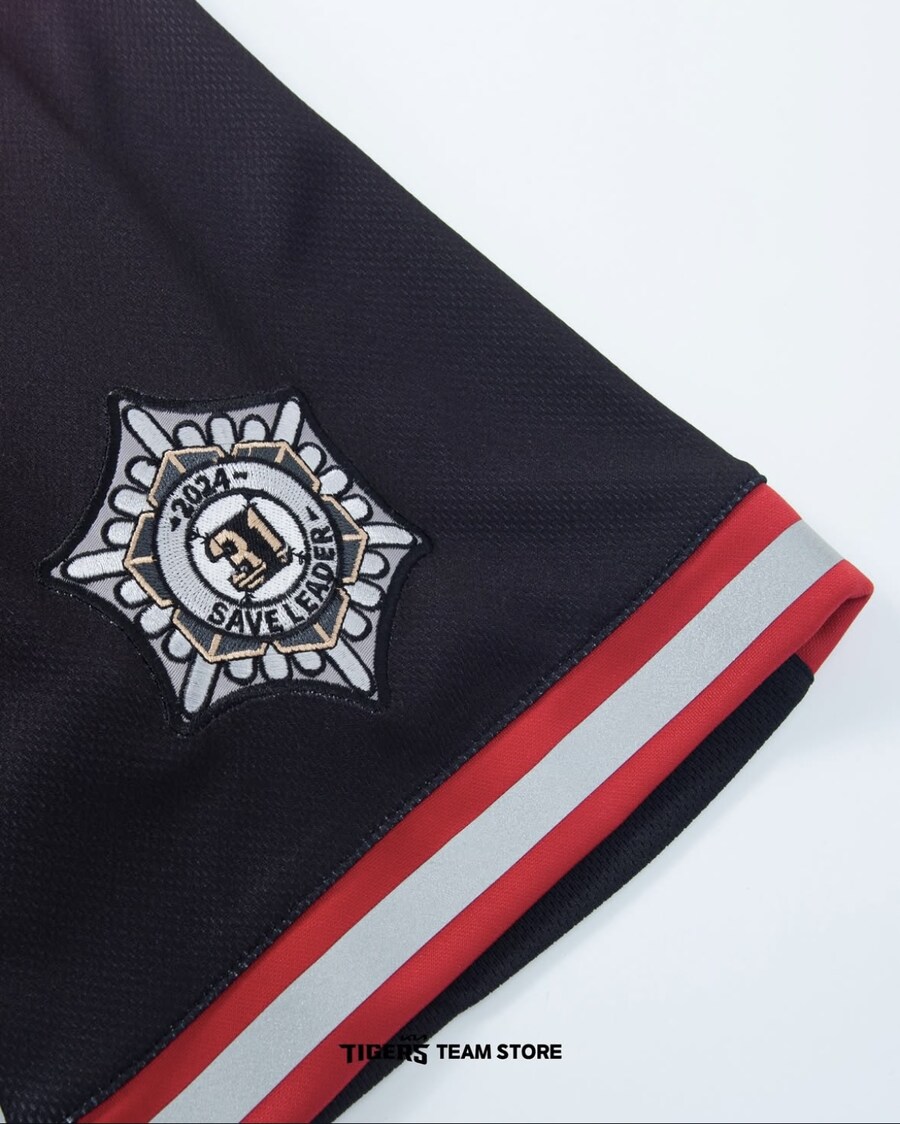 정해영 2024 KBO 세이브상 기념 상품 출시_9.jpg