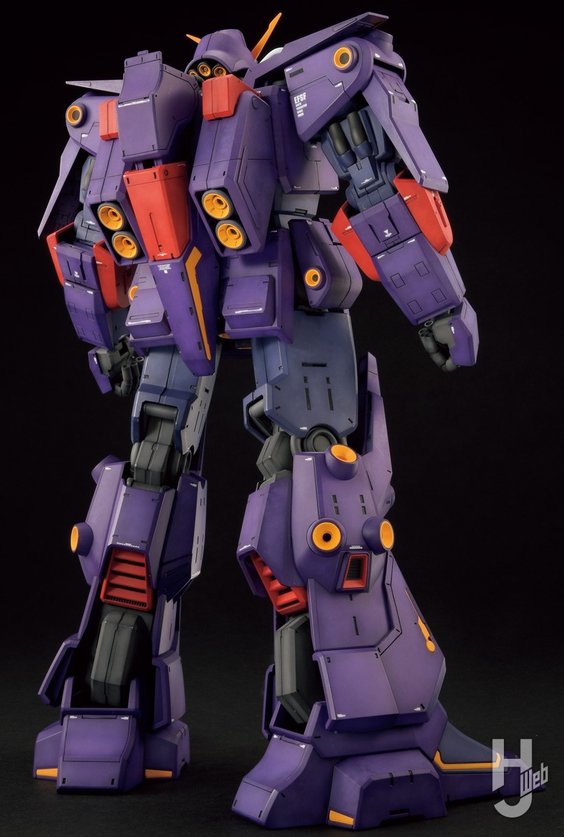 HGUC 1/144 사이코 건담 Mk-Ⅱ HJ 게재 작례_7.jpg