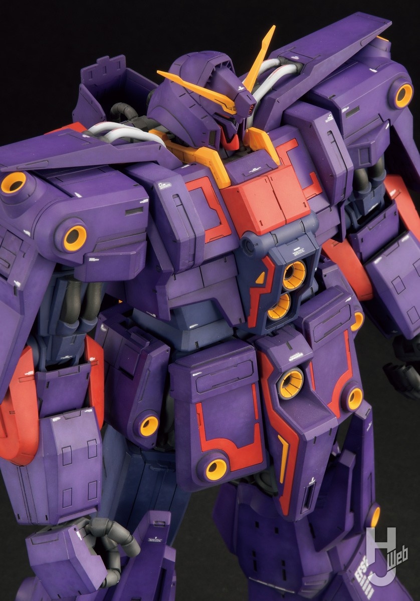 HGUC 1/144 사이코 건담 Mk-Ⅱ HJ 게재 작례_12.jpg