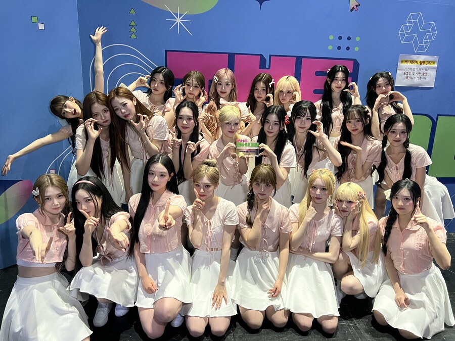 트리플에스 완전체, '더쇼 1위 기쁨'_2.jpg