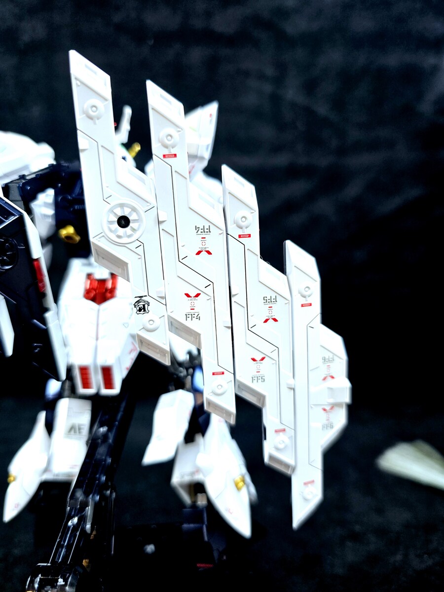 [HG] 문건담 도색 완성 (뉴건담 컬러)_10.jpg