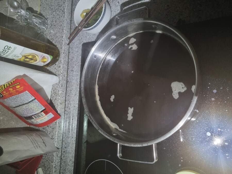 소바육수만들다= 노모(엄마)한테 혼난 음갤러_2.jpg