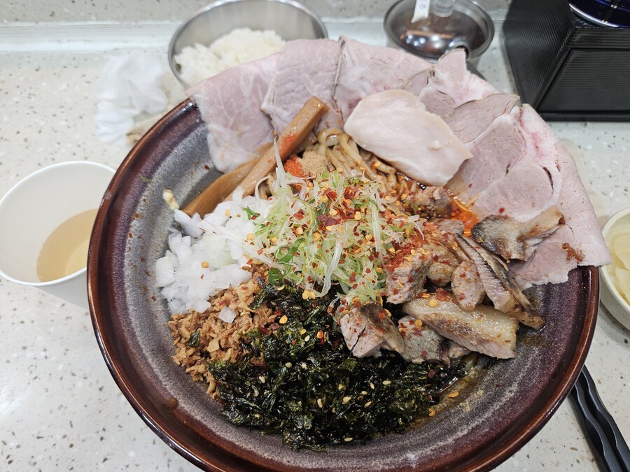 의왕 라멘구락부 매운 멸치비빔라멘_1.jpg