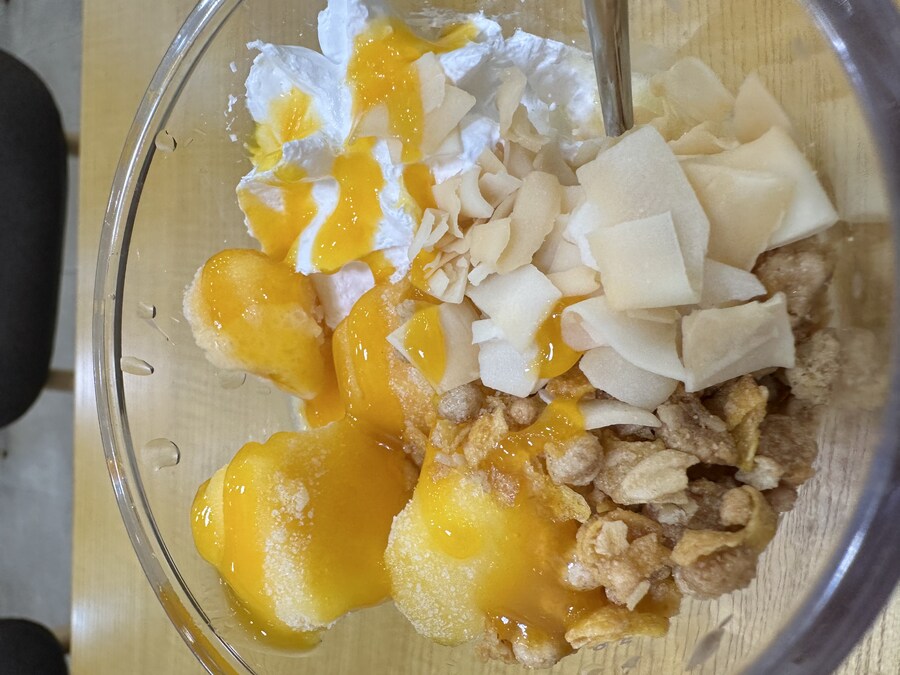 메가커피 망빙파르페 매장버전_4.jpg