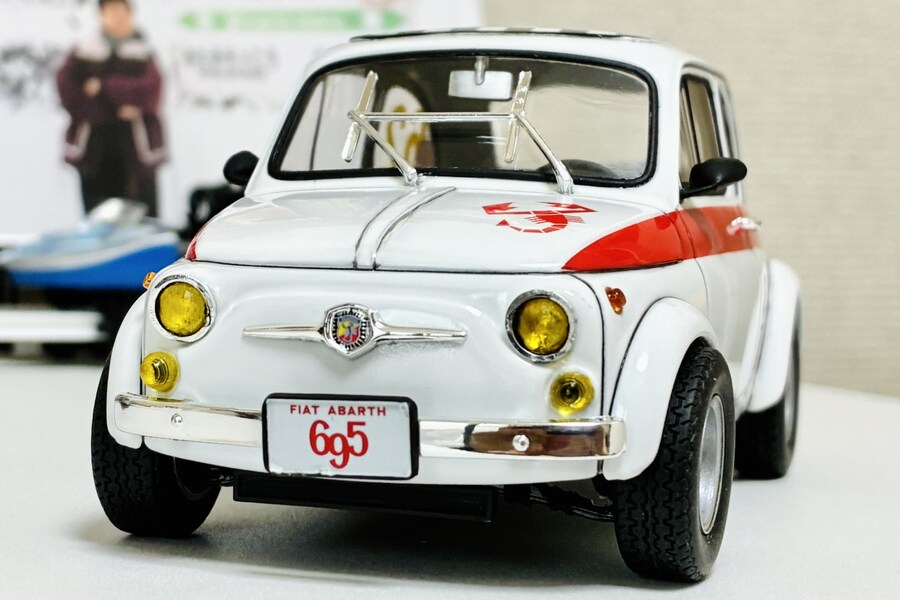 Tamiya 1/24 fiat abarth 695 SS_2.jpg