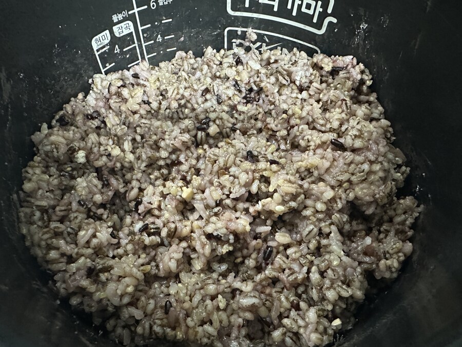 집밥 아줌마 와써요 쀼쀼_11.jpg
